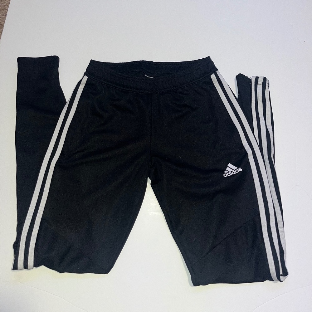 Adidas sweatpants